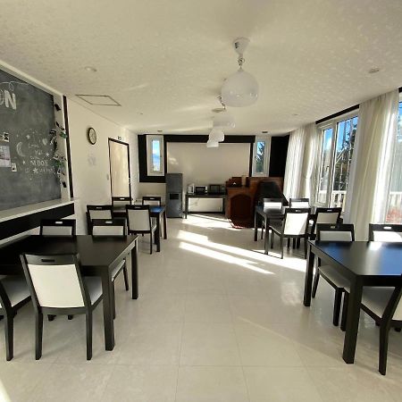 Petit Hotel Melon Nakafurano מראה חיצוני תמונה