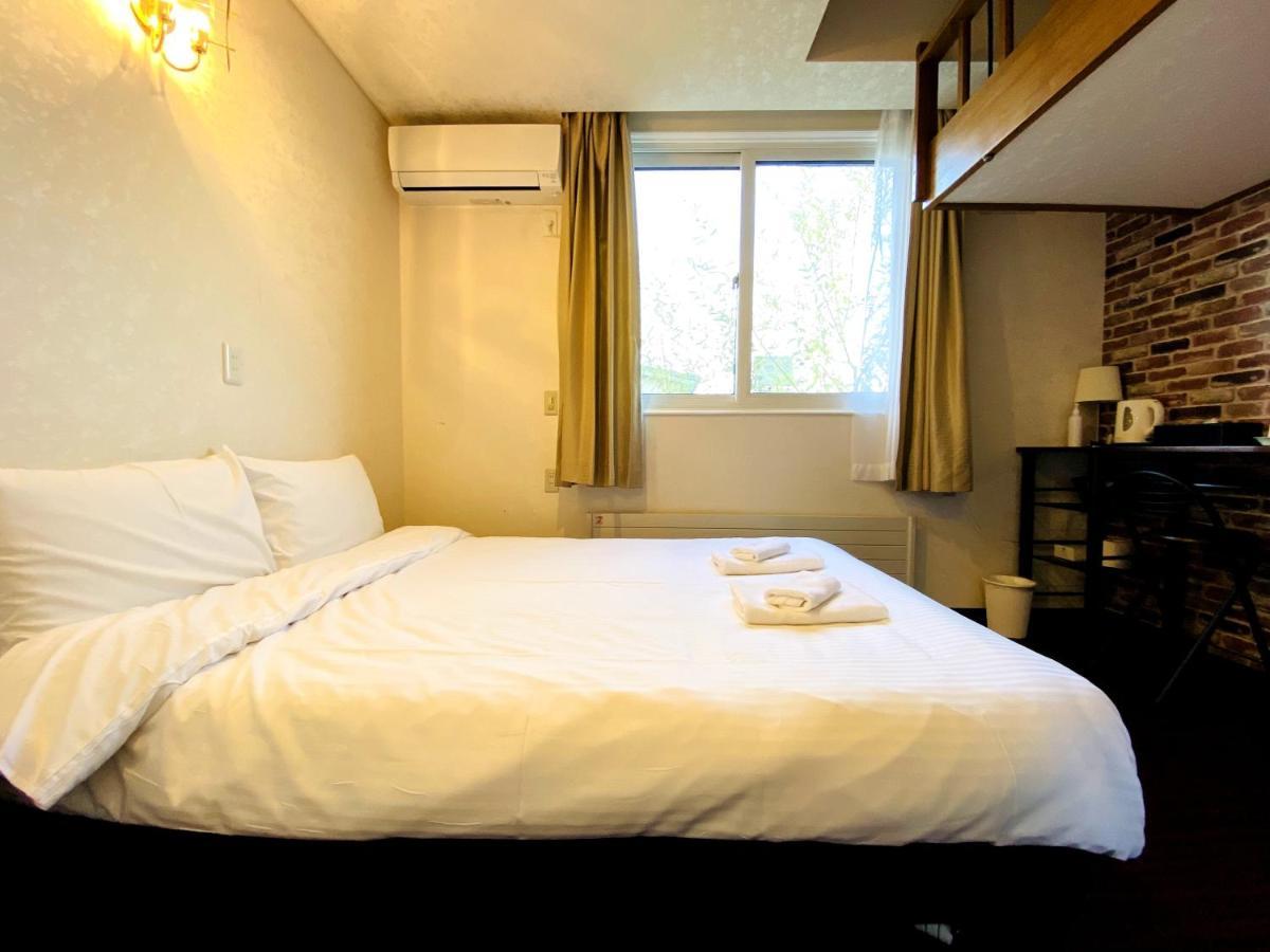 Petit Hotel Melon Nakafurano מראה חיצוני תמונה