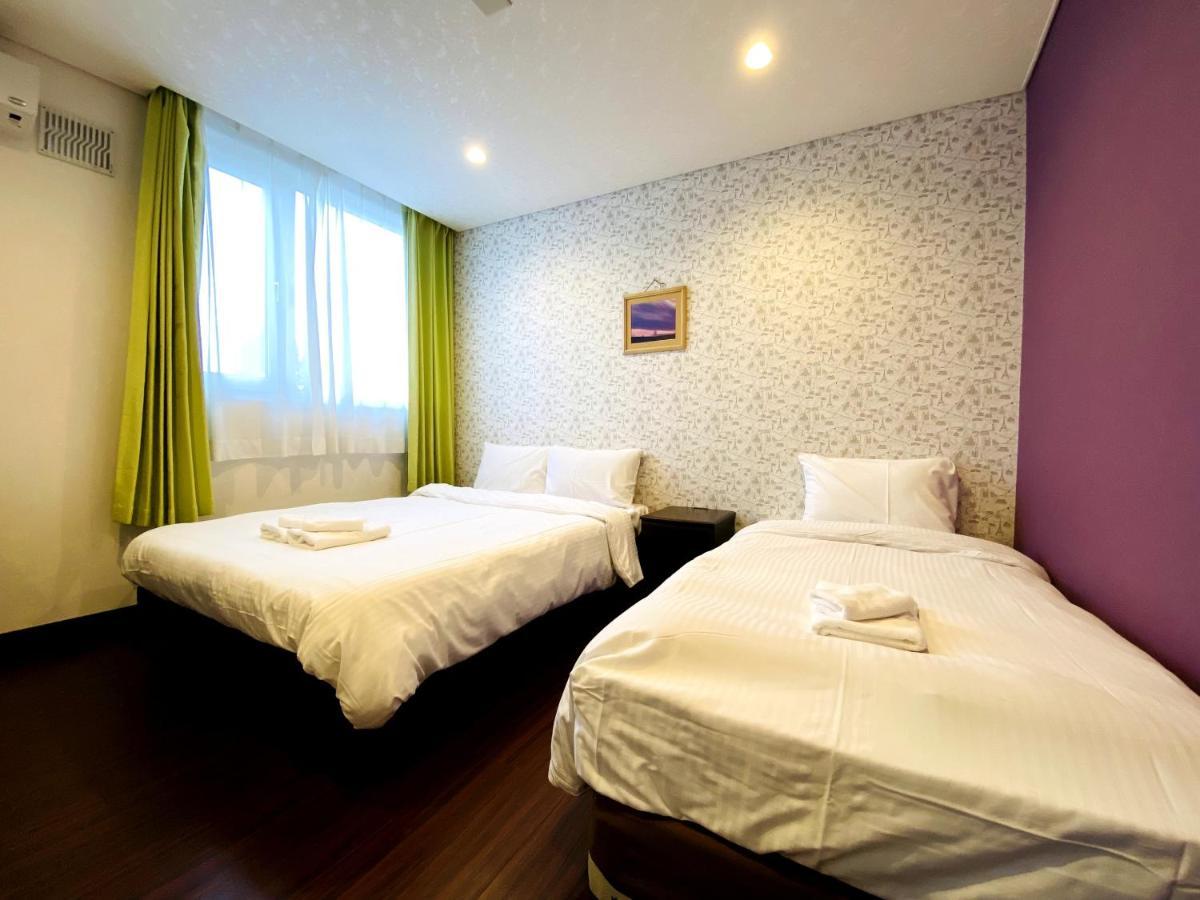 Petit Hotel Melon Nakafurano מראה חיצוני תמונה