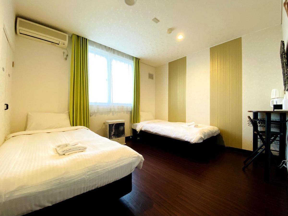 Petit Hotel Melon Nakafurano מראה חיצוני תמונה