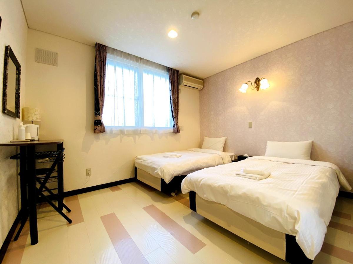 Petit Hotel Melon Nakafurano מראה חיצוני תמונה