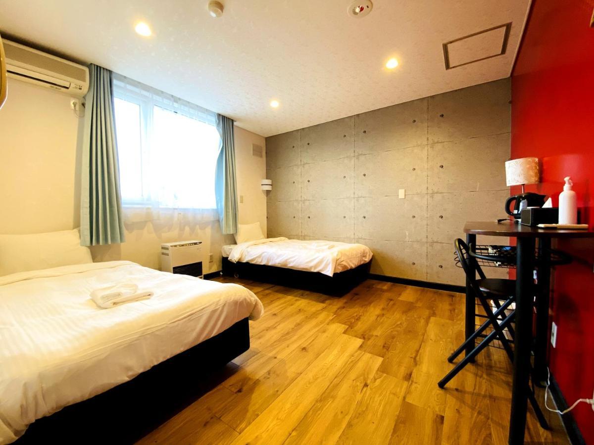 Petit Hotel Melon Nakafurano מראה חיצוני תמונה