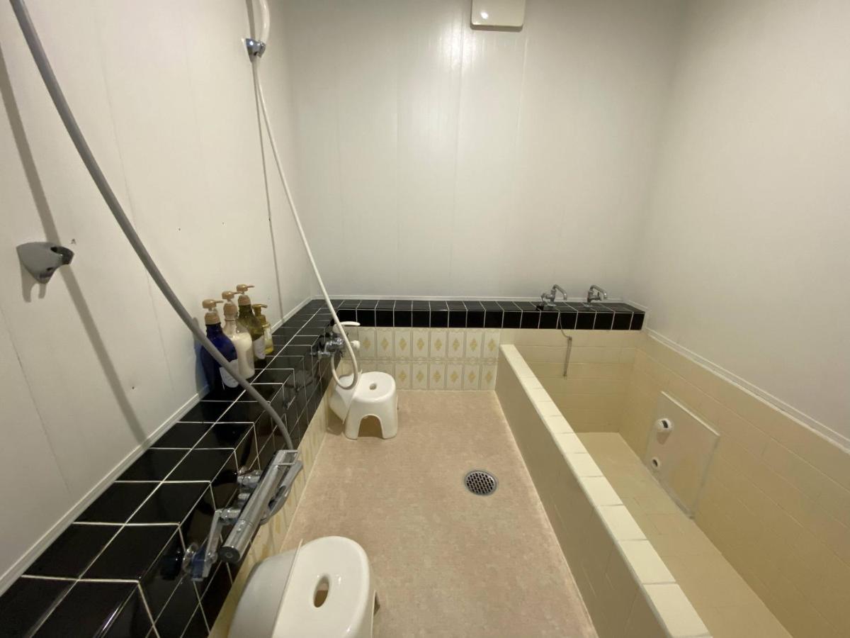 Petit Hotel Melon Nakafurano מראה חיצוני תמונה